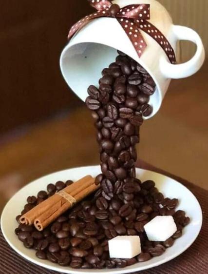 mit Kaffee dekorieren