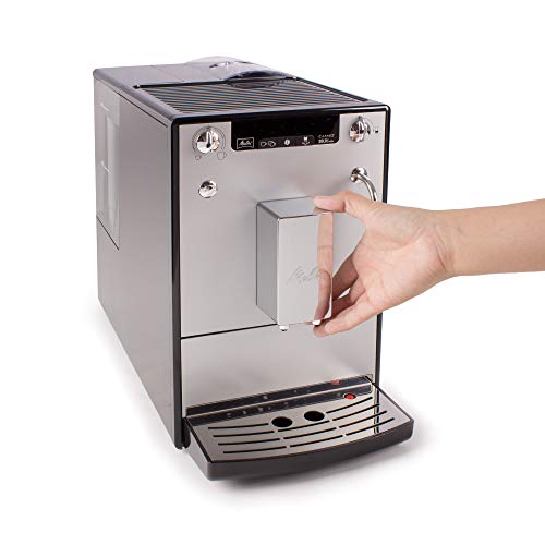 Melitta Caffeo Solo E950-103 Schlanker Kaffeevollautomat mit Vorbrühfunktion | 15 Bar | LED-Display | höhenverstellbarer Kaffeeauslauf | Herausnehmbare Brühgruppe |Silber - 4